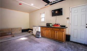 2730 Chelsea Dr, Akron, OH 44312