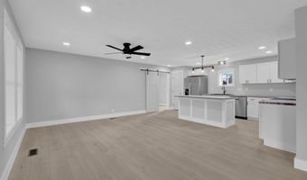 307 Eastwood Dr, Bedford, IN 47421