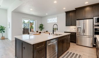 915 SE 35TH St, Battle Ground, WA 98604