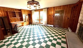 326 Keslar School Rd, Acme, PA 15610