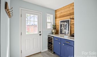 2110 Stratford Ave, Charlotte, NC 28205