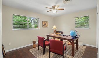 897 Auburn Dr, Biloxi, MS 39532