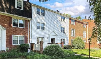 2711 S WALTER REED Dr S #A, Arlington, VA 22206