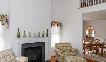 6 Hollyhock Knoll Ct, Bourne, MA 02532