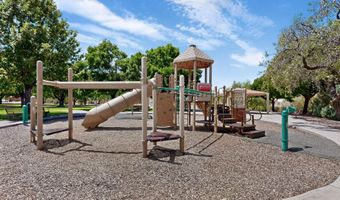 7409 Palomas Park Ave NE, Albuquerque, NM 87109
