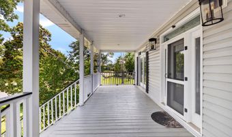 10493 Riviere Vue Dr, Biloxi, MS 39532