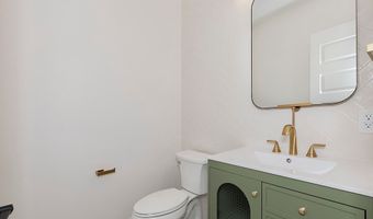 29549 N Hilltop Rd, Orange, OH 44022