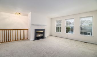 2303 Eaton Ct 2303, Danbury, CT 06811