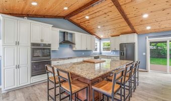 5494 Lambert Ave NE, Albertville, MN 55301