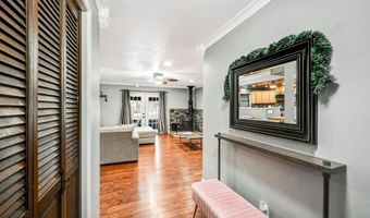 111 Elm Dr, Blakeslee, PA 18610