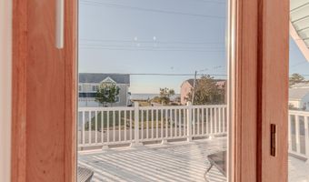 240 W Pacific, Villas, NJ 08251