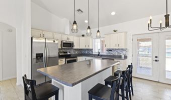 9343 W PINEVETA Dr, Arizona City, AZ 85123