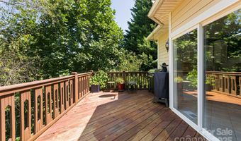 47 Timberwood Dr, Asheville, NC 28806