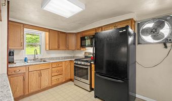 2312 Lake Ave, Allison Park, PA 15101