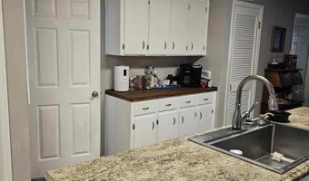 102 Wesley Dr, Abbeville, AL 36310