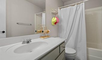 202 Wayne Dr, Aledo, TX 76008