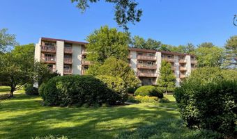 7400 LAKEVIEW Dr #N208, Bethesda, MD 20817