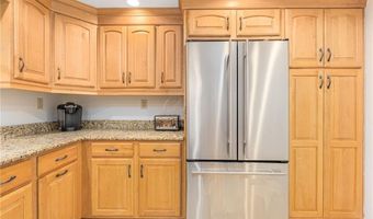 7 Jencks Rd, Cumberland, RI 02864