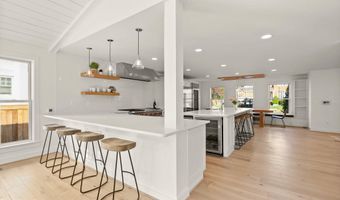6032 28TH St N, Arlington, VA 22207