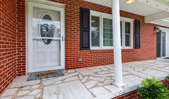 379 NE Morningside Ln, Abingdon, VA 24210