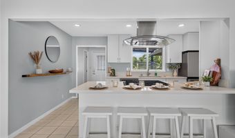 633 Keolu Dr, Kailua, HI 96734