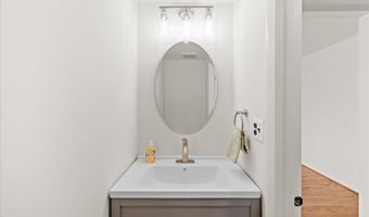 4619 MAYHUNT Ct, Alexandria, VA 22312