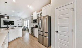 248 Eagleville Dr, Alvin, TX 77511