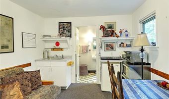 15 S Of Commons Rd, Little Compton, RI 02837