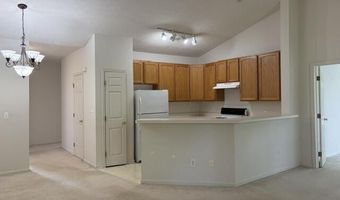 1452 Fox Pointe Cir, Ann Arbor, MI 48108
