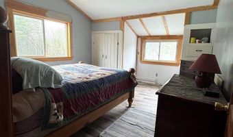 7 Howard Siding Ln, Abbot, ME 04406