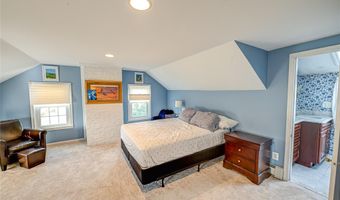 178 S Bayview Ave, Amityville, NY 11701