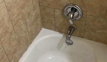 953 MONROE Ct, Apopka, FL 32703