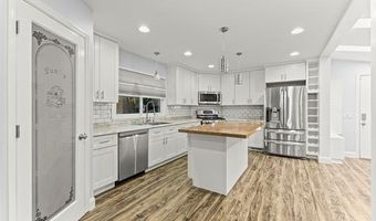 10018 Manor Ave, Allen Park, MI 48101