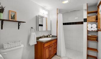 218 Donahue Rd, Barre, VT 05654