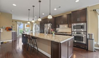 20405 CODMAN Dr, Ashburn, VA 20147