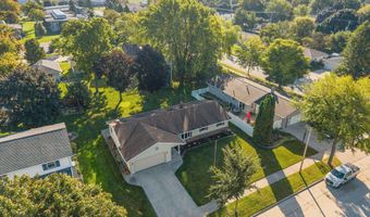 2512 N CHESTWOOD Ct, Appleton, WI 54911