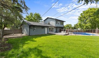 999 Elm Dr, Apple Valley, MN 55124