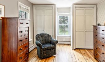 321 E Alburgh Rd, Alburgh, VT 05440