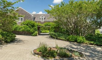 315 Ocean Ave, Newport, RI 02840