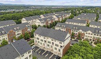 42230 PIEBALD Sq, Aldie, VA 20105