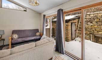 405 N Main St, Alma, WI 54610