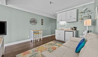 602 W Ft Macon Rd 114, Atlantic Beach, NC 28512
