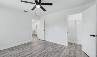 612 S 9th St, Aransas Pass, TX 78336