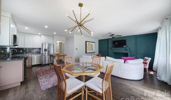 3335 Dunaire Dr, Charlotte, NC 28205