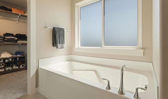 61364 SE Matthew St, Bend, OR 97702