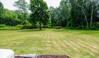 989 McCabe Ave NE, Ada, MI 49301