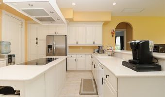 19801 N River Rd, Alva, FL 33920