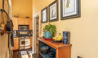 11 Willow St 5, Newport, RI 02840