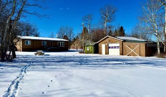 28 W Shore Rd, Babb, MT 59411