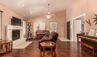1382 N TAMARISK Dr, Chandler, AZ 85224
